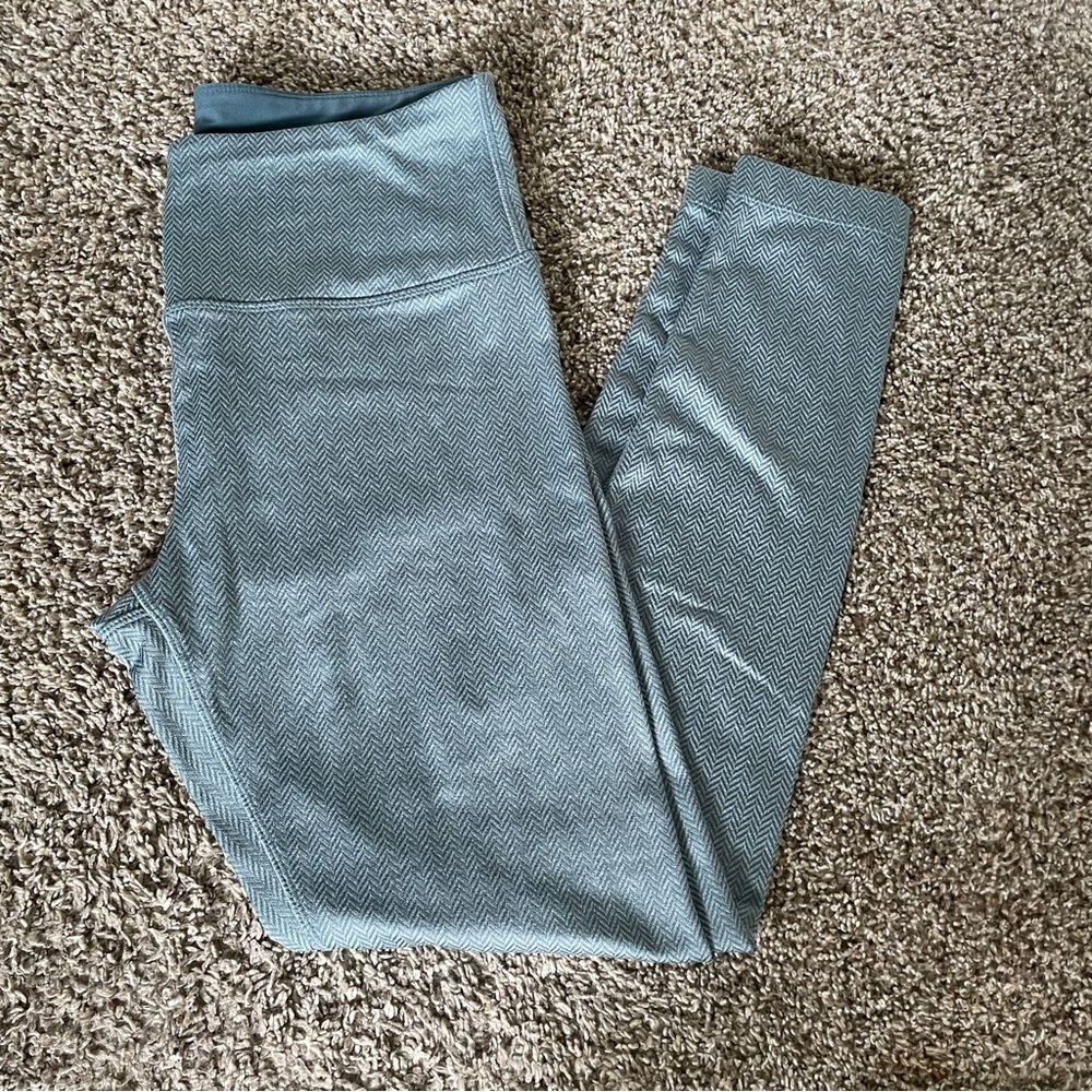 Mondetta | Performance + Luxury Ladies’ Leggings | Med